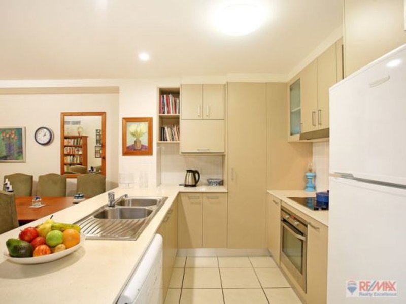 Photo - 5/106 Burnett St , Buderim QLD 4556 - Image 2