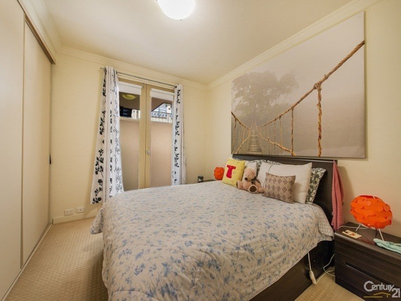 Photo - 5/1083 Glen Huntly Road, Glen Huntly VIC 3163 - Image 5