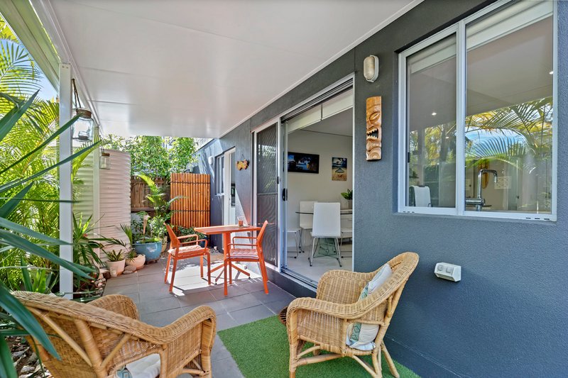 Photo - 5/109-111 Duporth Avenue, Maroochydore QLD 4558 - Image 7