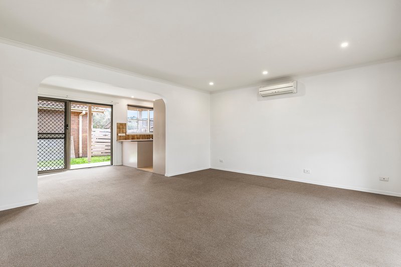 Photo - 5/109 Marine Parade, Hastings VIC 3915 - Image 3
