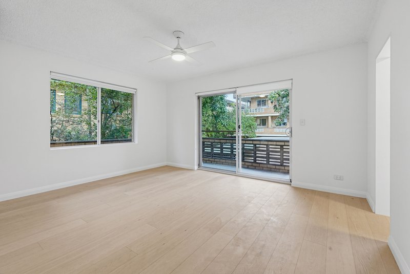 Photo - 5/109 Oaks Avenue, Dee Why NSW 2099 - Image 1