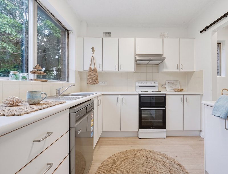 Photo - 5/109 Oaks Avenue, Dee Why NSW 2099 - Image 3