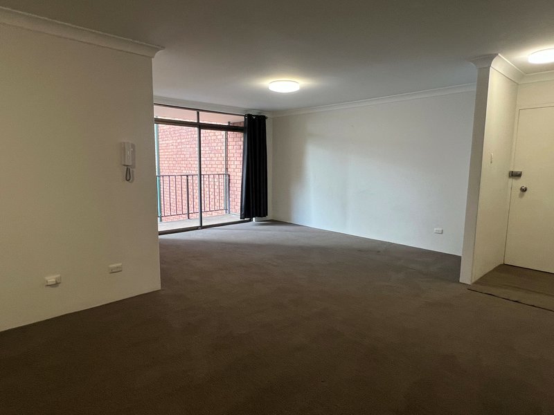 Photo - 5/11-13 Clarence Street, Burwood NSW 2134 - Image 3