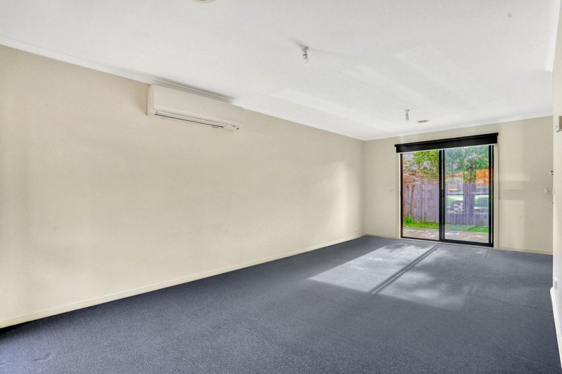 Photo - 5/11-13 Frank Street, Noble Park VIC 3174 - Image 3