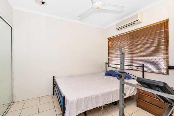 Photo - 5/11-13 Short Street, Redlynch QLD 4870 - Image 9