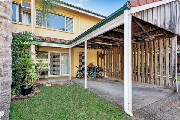 Photo - 5/11-13 Short Street, Redlynch QLD 4870 - Image 11