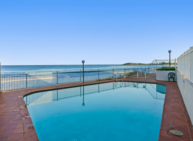 Photo - 5/11-21 Ocean Street, Narrabeen NSW 2101 - Image 3