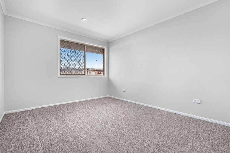 Photo - 5/11 Andrew Street, Wynnum QLD 4178 - Image 4