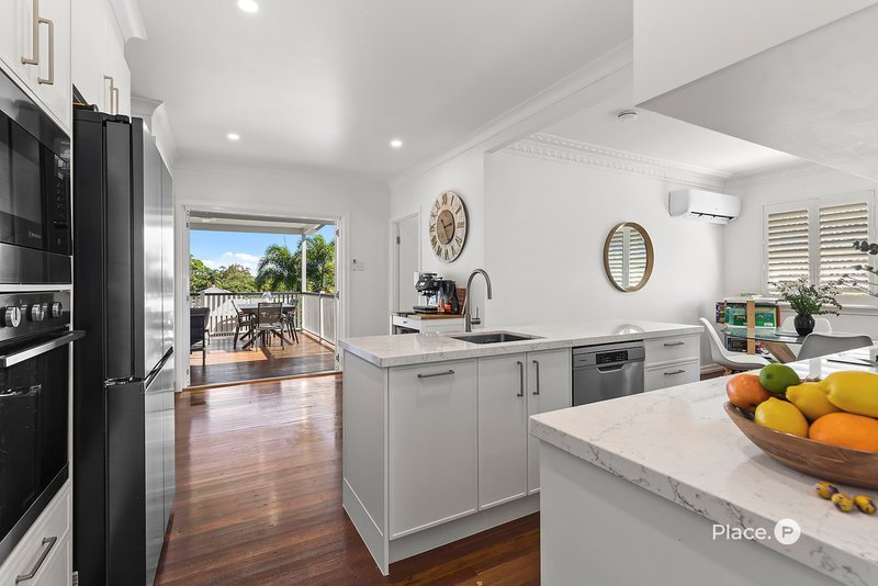 Photo - 511 Cavendish Road, Coorparoo QLD 4151 - Image 7