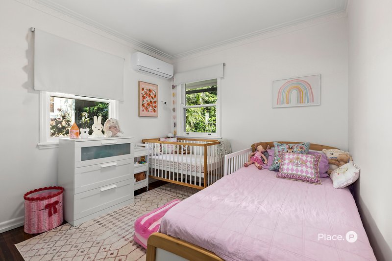 Photo - 511 Cavendish Road, Coorparoo QLD 4151 - Image 13