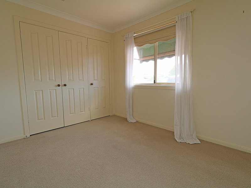 Photo - 5/11 Crampton Street, Wagga Wagga NSW 2650 - Image 5