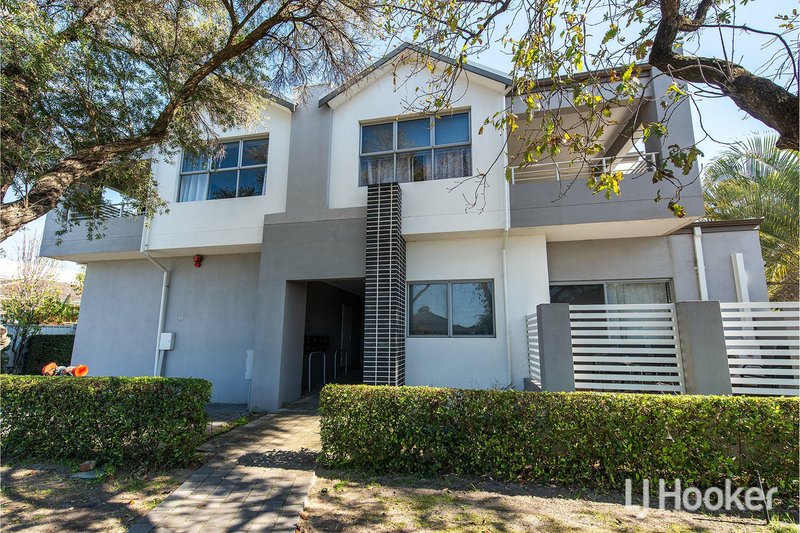 5/11 Debenham Street, Thornlie WA 6108