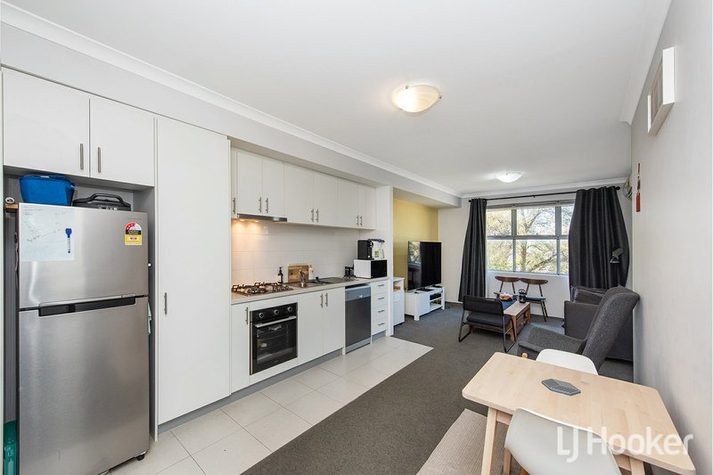 Photo - 5/11 Debenham Street, Thornlie WA 6108 - Image 5