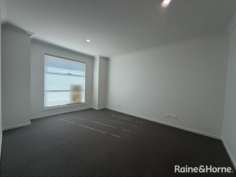 Photo - 511 Fradd East Road, Munno Para West SA 5115 - Image 2