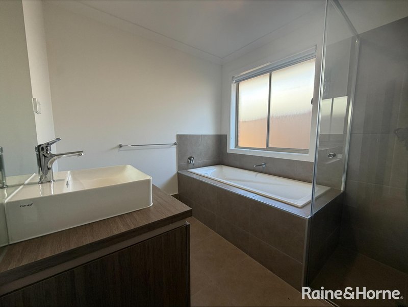 Photo - 511 Fradd East Road, Munno Para West SA 5115 - Image 5