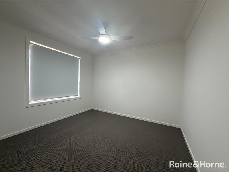 Photo - 511 Fradd East Road, Munno Para West SA 5115 - Image 6