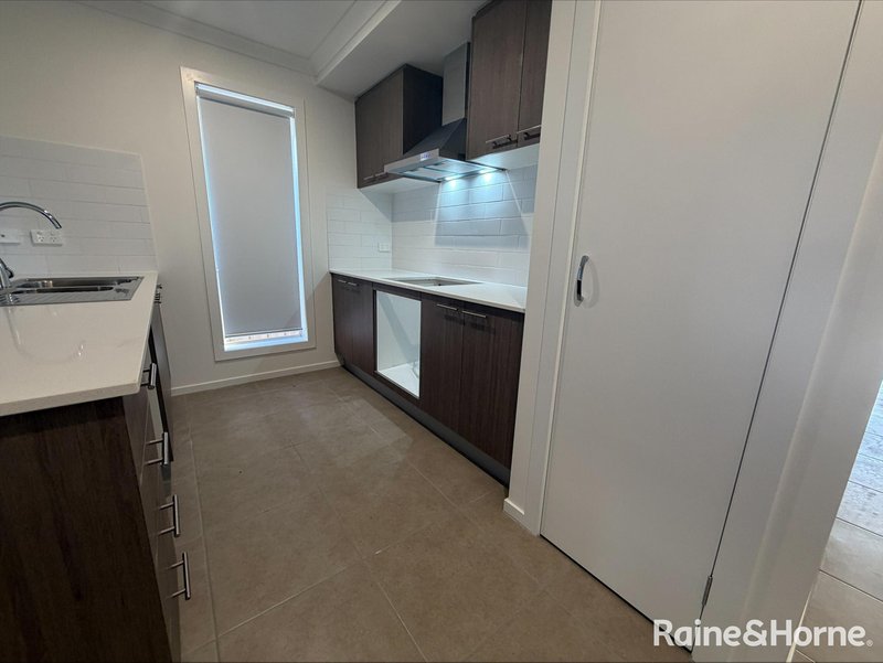 Photo - 511 Fradd East Road, Munno Para West SA 5115 - Image 7