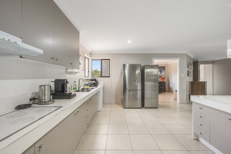 Photo - 511 Greenwattle Street, Glenvale QLD 4350 - Image 5