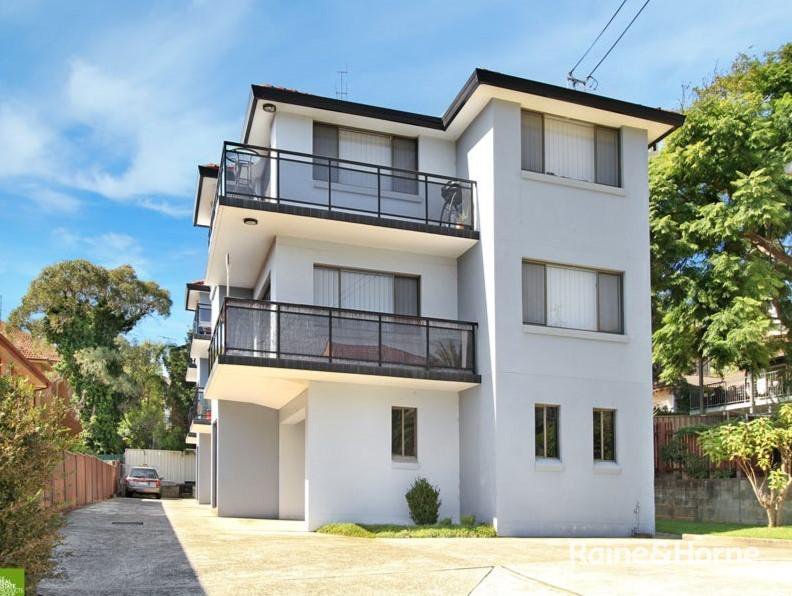 Photo - 5/11 Keira Street, Wollongong NSW 2500 - Image 2