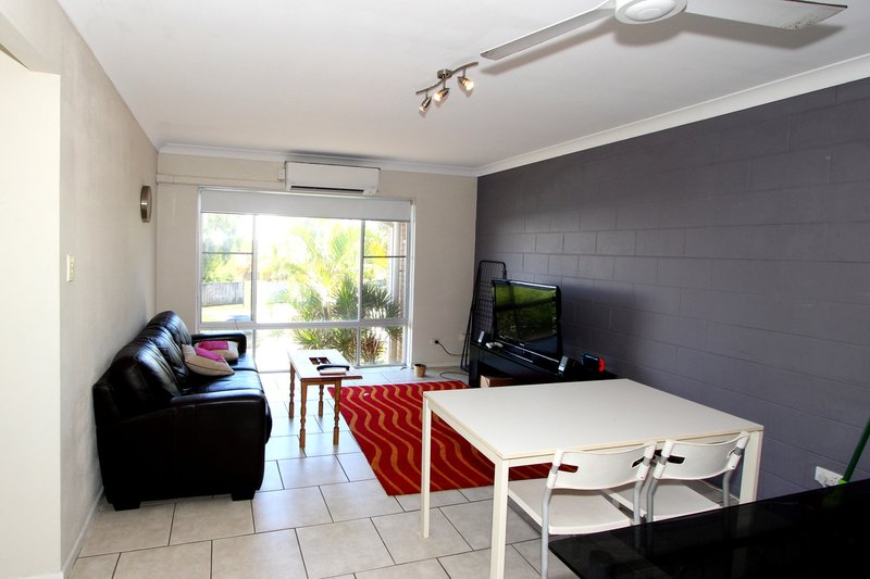 Photo - 5/11 Pacific Terrace, Alexandra Headland QLD 4572 - Image 5