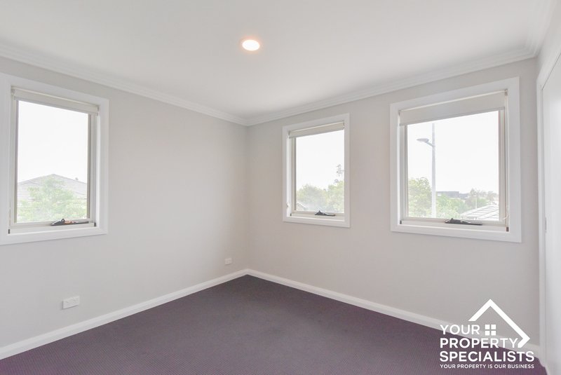 Photo - 5/11 Seton Street, Oran Park NSW 2570 - Image 7