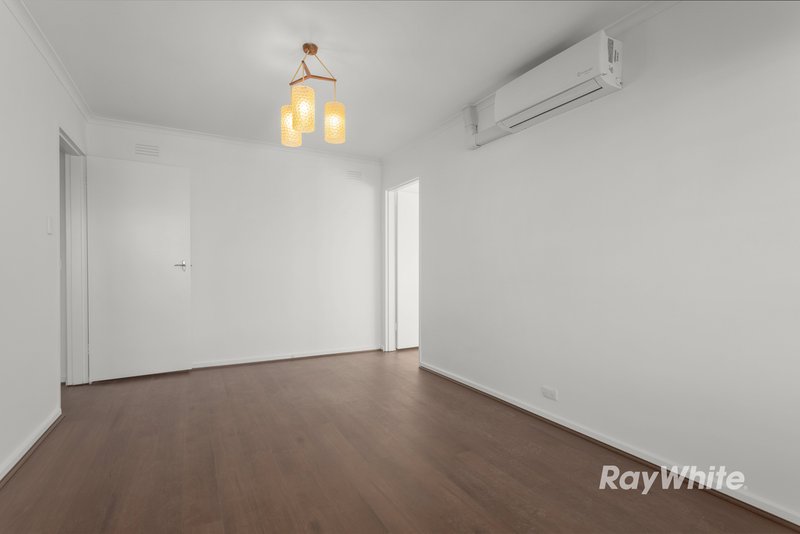 Photo - 5/11 Sydney Street, Murrumbeena VIC 3163 - Image 3