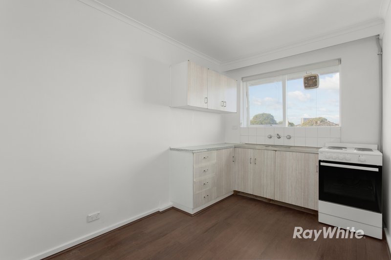 Photo - 5/11 Sydney Street, Murrumbeena VIC 3163 - Image 4