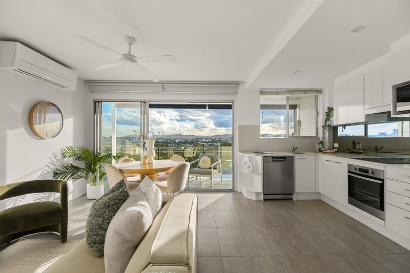 Photo - 5/110 Crosby Road, Ascot QLD 4007 - Image 2
