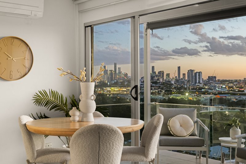 Photo - 5/110 Crosby Road, Ascot QLD 4007 - Image 4