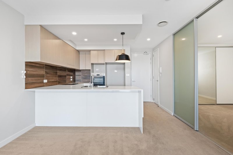 Photo - 51/115 Canberra Avenue, Kingston ACT 2604 - Image 4