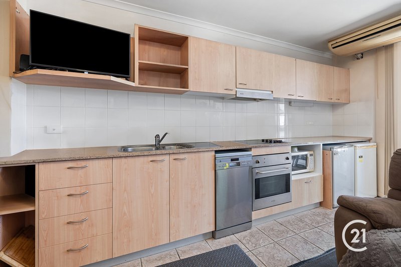 Photo - 511/18 Coral Street, The Entrance NSW 2261 - Image 3