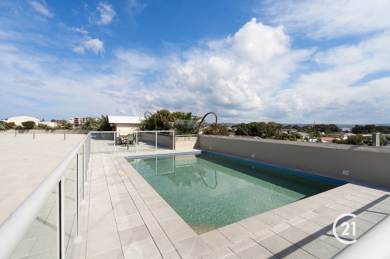 Photo - 511/18 Coral Street, The Entrance NSW 2261 - Image 9