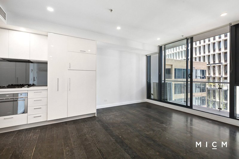 Photo - 511/338 Kings Way, South Melbourne VIC 3205 - Image 4