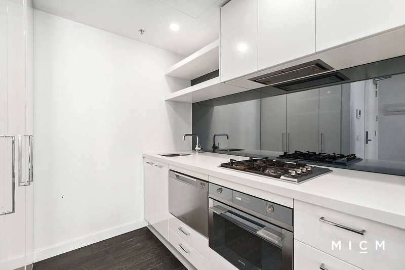 Photo - 511/338 Kings Way, South Melbourne VIC 3205 - Image 5
