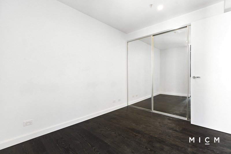 Photo - 511/338 Kings Way, South Melbourne VIC 3205 - Image 7