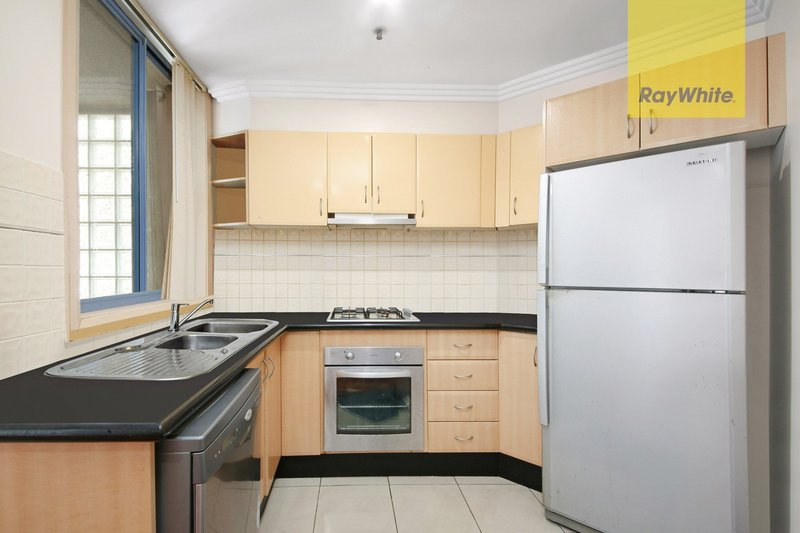 Photo - 51/14 Hassall Street, Parramatta NSW 2150 - Image 4