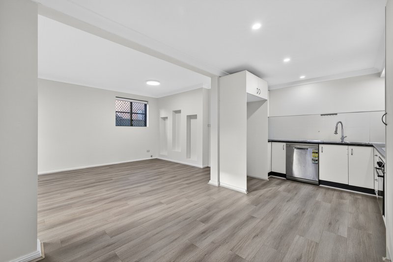 Photo - 5/114 Highclere Avenue, Punchbowl NSW 2196 - Image 4
