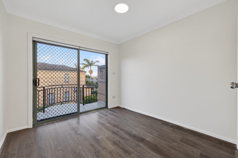 Photo - 5/114 Highclere Avenue, Punchbowl NSW 2196 - Image 10