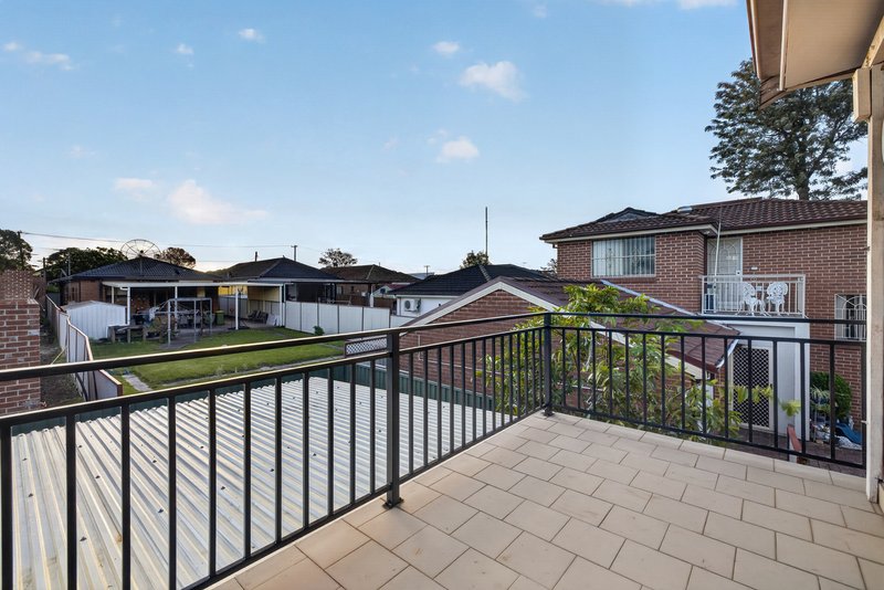 Photo - 5/114 Highclere Avenue, Punchbowl NSW 2196 - Image 13
