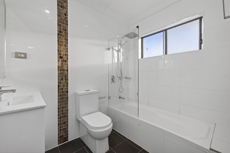 Photo - 5/114 Highclere Avenue, Punchbowl NSW 2196 - Image 15