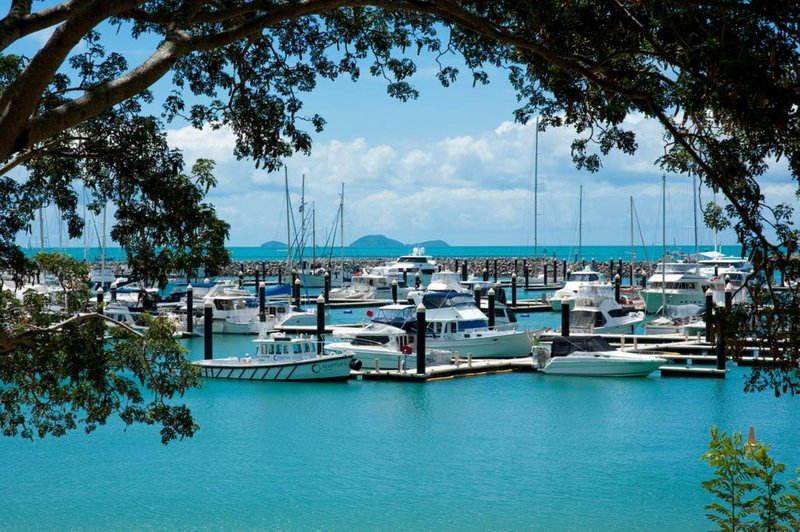 Photo - 5/115 Shingley Drive, Airlie Beach QLD 4802 - Image 2