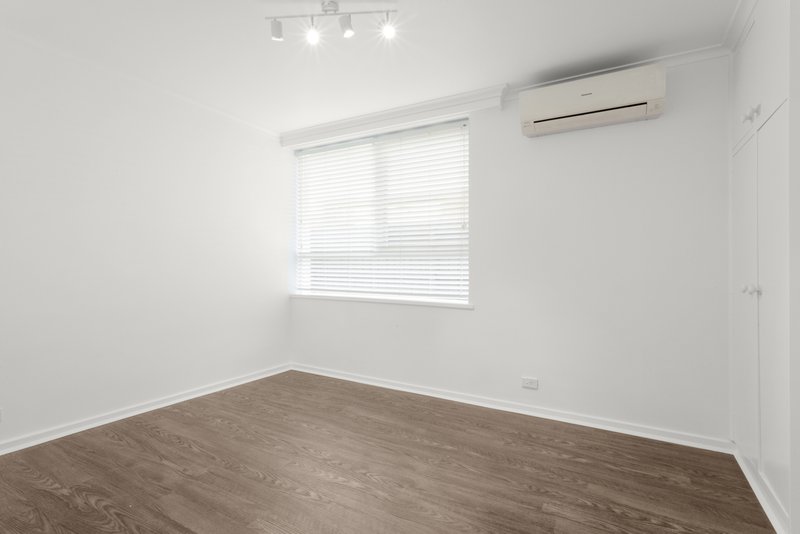 Photo - 5/1150 Dandenong Road, Carnegie VIC 3163 - Image 5