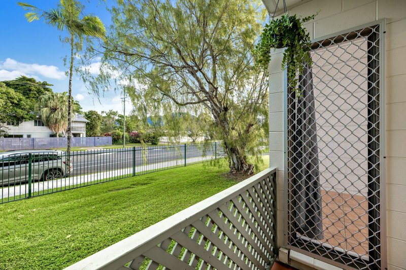 Photo - 5/116 Greenslopes Street, Edge Hill QLD 4870 - Image 7