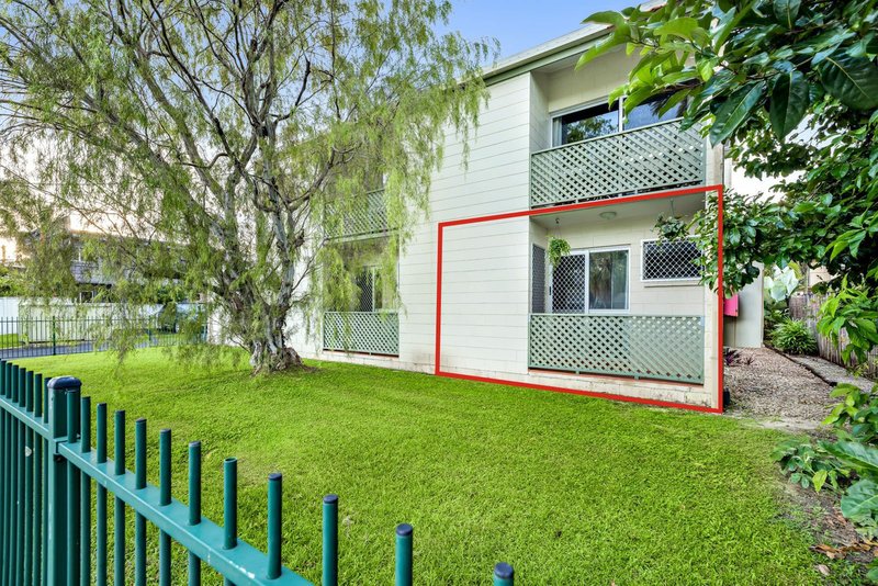 Photo - 5/116 Greenslopes Street, Edge Hill QLD 4870 - Image 8