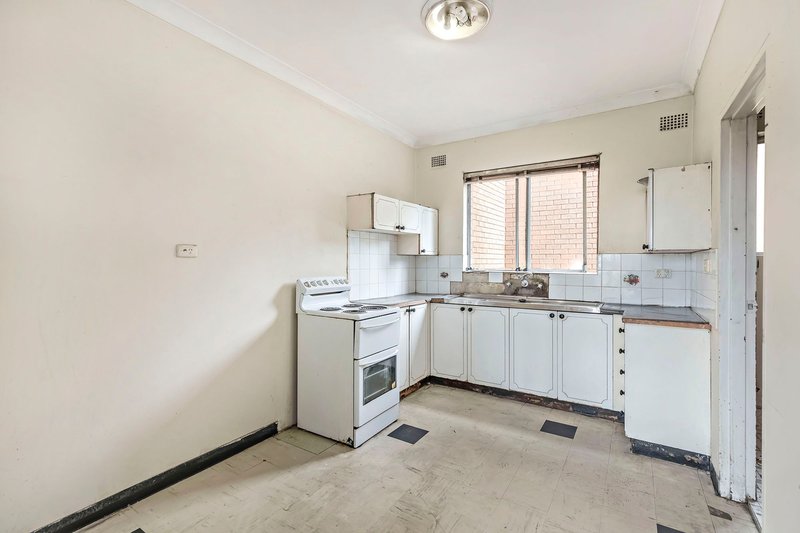 Photo - 5/117 The Crescent, Homebush West NSW 2140 - Image 4