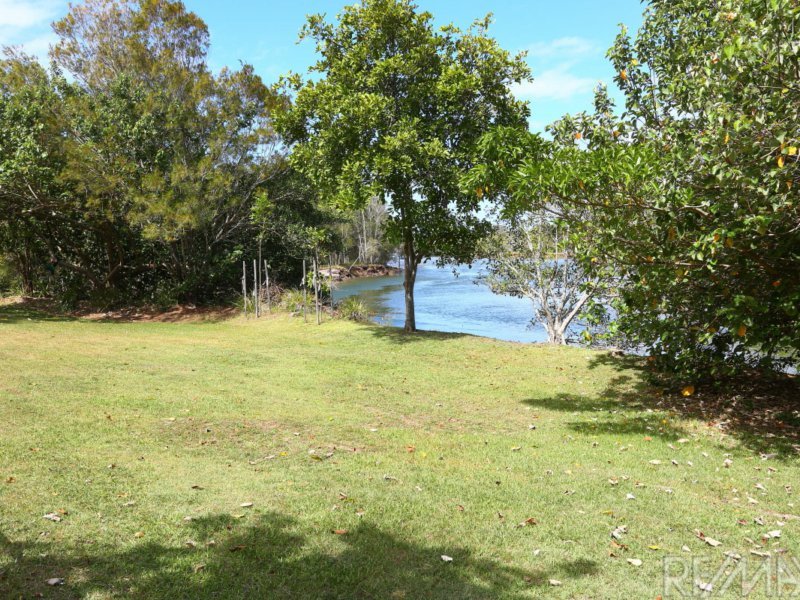 Photo - 51/18 Tallebudgera Creek Rd , Burleigh Heads QLD 4220 - Image 24