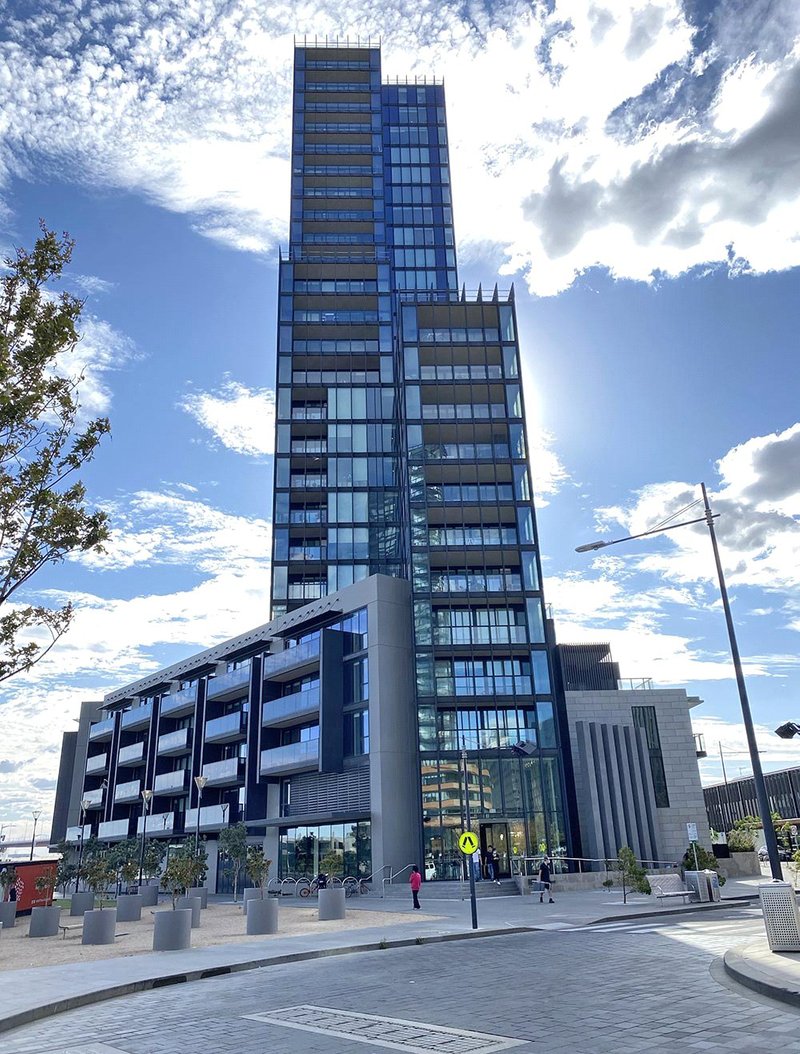 511/915 Collins Street, Docklands VIC 3008