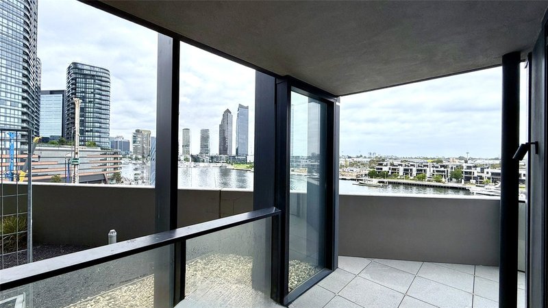 Photo - 511/915 Collins Street, Docklands VIC 3008 - Image 10