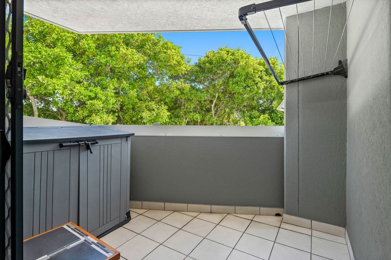 Photo - 5/12-14 Bradford Street, Labrador QLD 4215 - Image 10