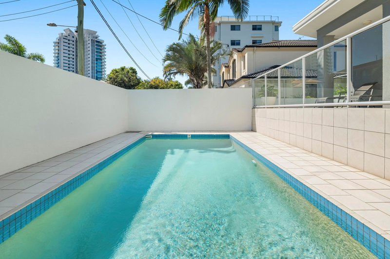 Photo - 5/12-14 Bradford Street, Labrador QLD 4215 - Image 13